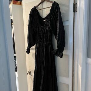 Doen New Never Worn Black Long Sleeve Cotton Maxi Dress.